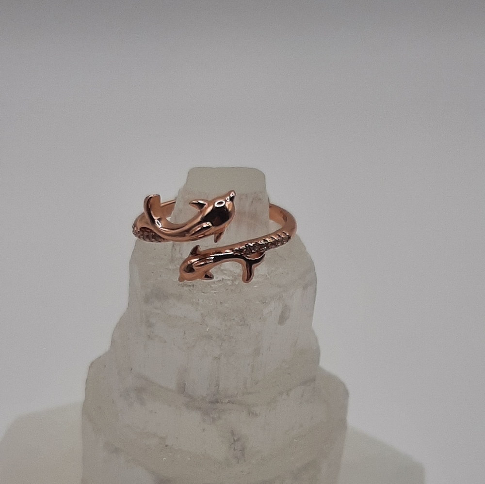 R739 Dolphin Ring Plated - Fragrant Jewels